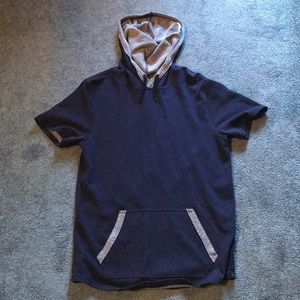 Men’s shortsleeve sweatshirt